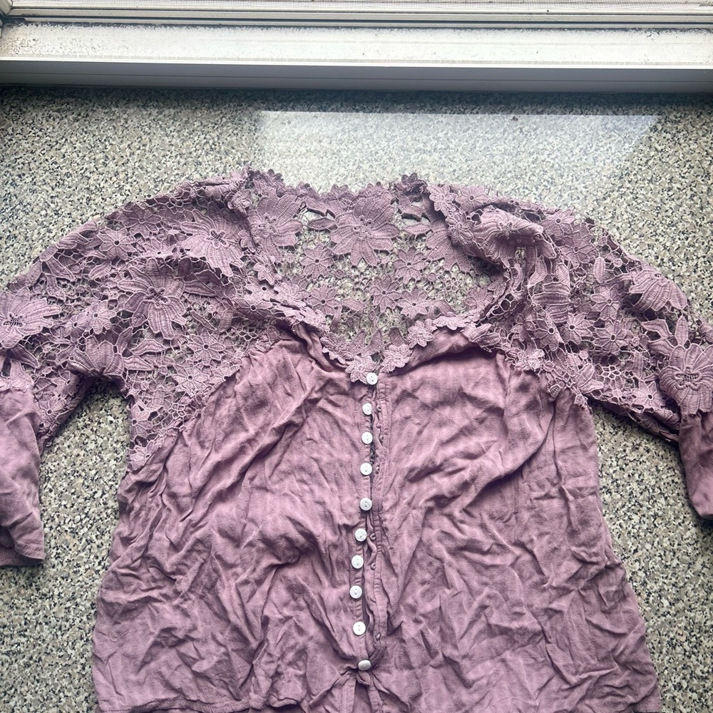 Lace Overlay Mauve Top